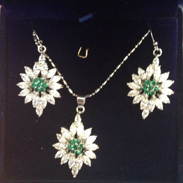 Conjunto Esmeralda amazing